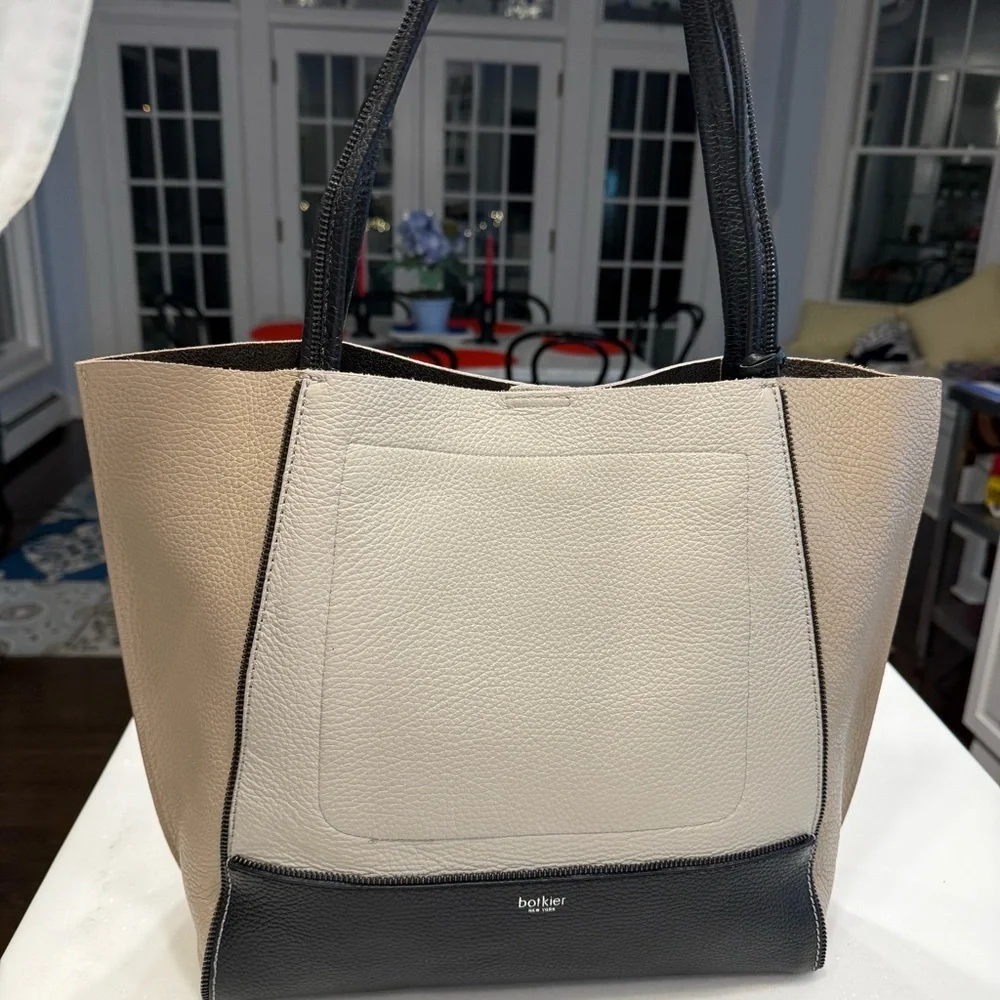 Botkier Tote Bag Soho Color-block Tan, Ivory & Black Pebbled Leather PRISTINE